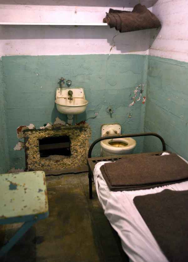 Alcatraz9 - അൽക്കട്രാസ് ജയിലിൽ നിന്നുളള രക്ഷപെടൽ